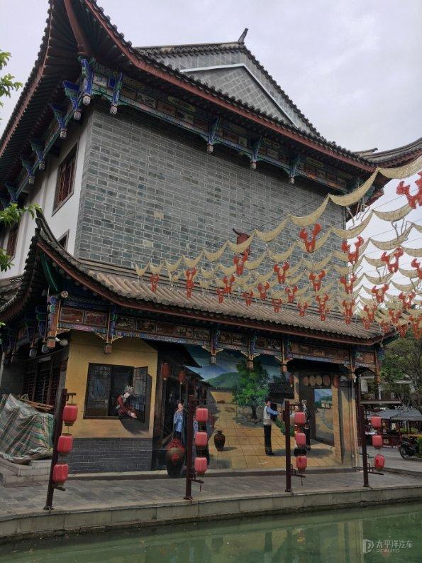 经常憋尿的女性们，小心“憋”出不孕症！